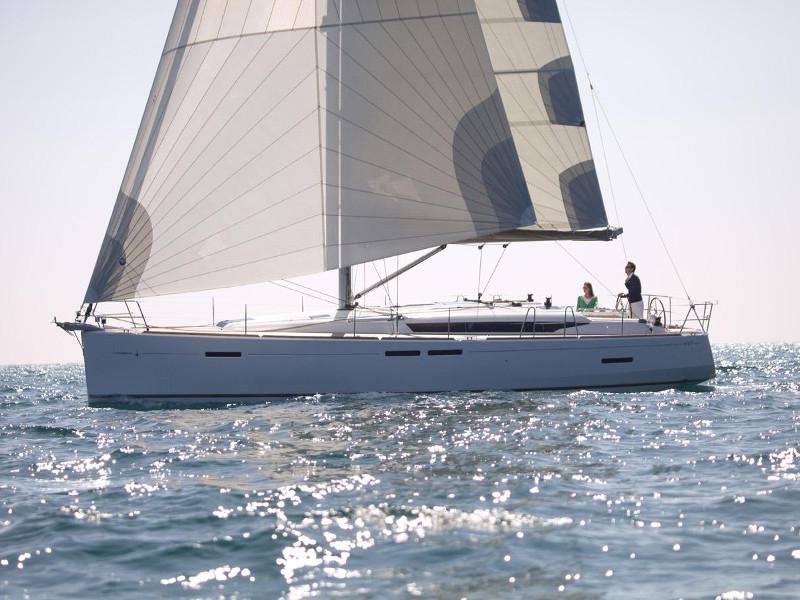 Book yachts online - sailboat - Sun Odyssey 449 (8) - Monoi - rent