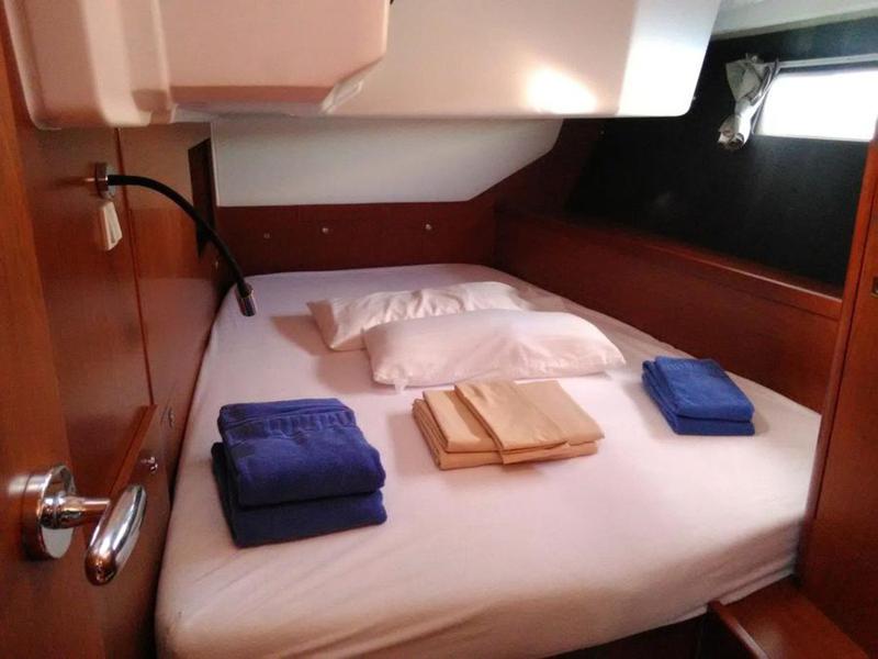 Book yachts online - sailboat - Oceanis 45 - Tornafort - rent