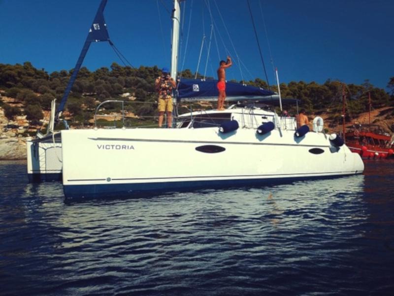 Book yachts online - catamaran - FOUNTAIN PAJOT Lavezzi 40 "VICTORIA" - Victoria - rent