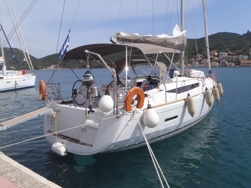 Book yachts online - sailboat - Sun Odyssey 409 - El Greco - new sails 2022 - rent