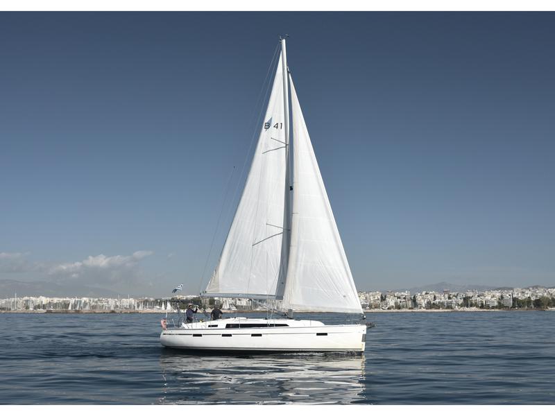 Book yachts online - sailboat - Bavaria Cruiser 41 - Erato  - rent