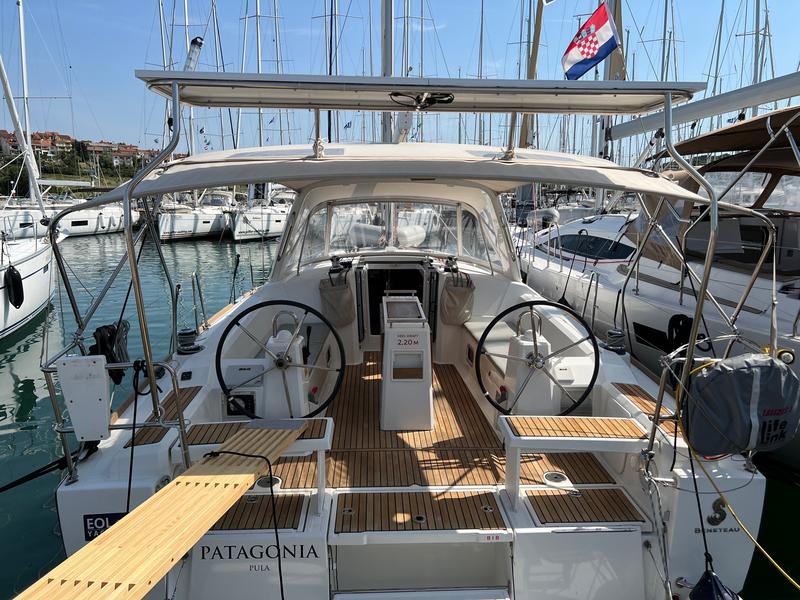 Book yachts online - sailboat - Oceanis 38 Owner Version - Patagonia - rent