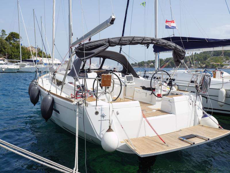 Book yachts online - sailboat - Sun Odyssey 449 - TORTUGA - rent