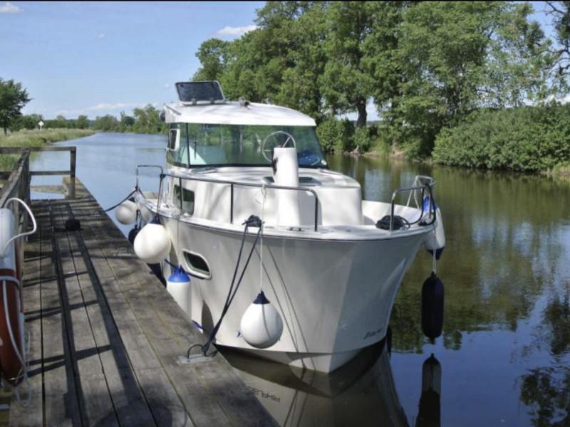 Book yachts online - motorboat - Delphia Escape 800 - Linnea  - rent