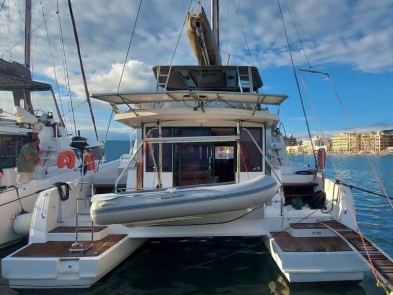 Book yachts online - catamaran - Bali 4.0 - Blue Dream II - rent
