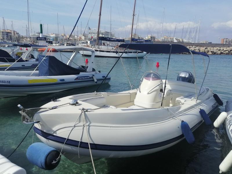 Book yachts online - motorboat - SCANNER 710 ENVY - SMILE V - rent