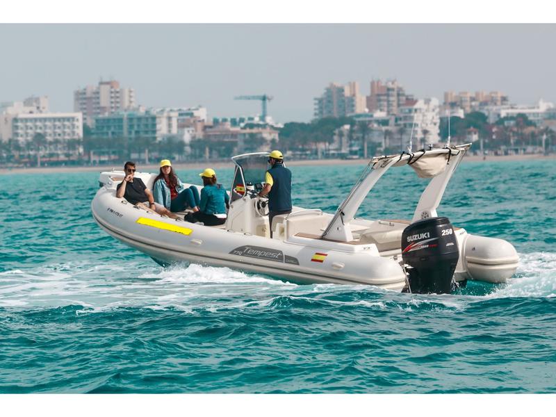 Book yachts online - motorboat - Tempest 770 Sun - Smile I - rent