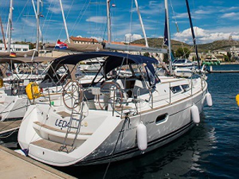Book yachts online - sailboat - Sun Odyssey 39i - LEDA - rent