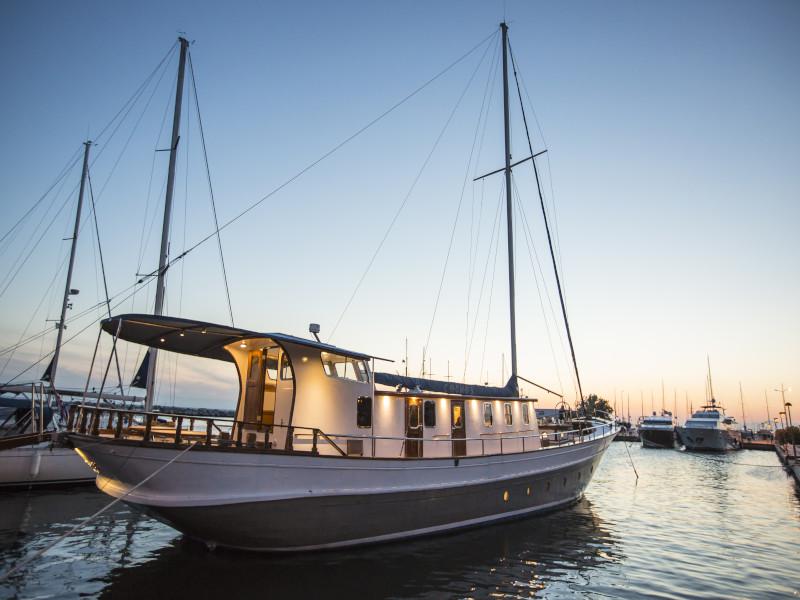 Book yachts online - other - Greek Motorsailer - Cosmos - rent