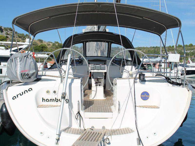 Book yachts online - sailboat - Bavaria 46 Cruiser - aruna - rent