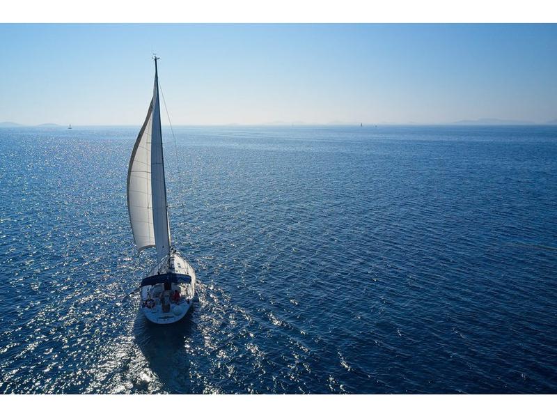 Book yachts online - sailboat - Bavaria 46 C - MH 21 - rent