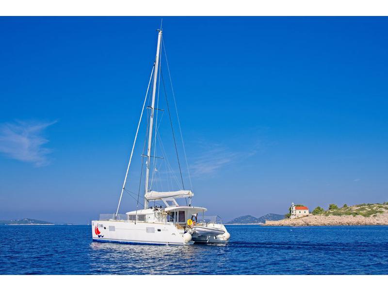 Book yachts online - catamaran - Lagoon 400 - MH 27 - rent