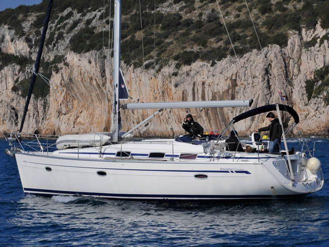 Book yachts online - sailboat - Bavaria 39 Cruiser - Fluid I  - rent