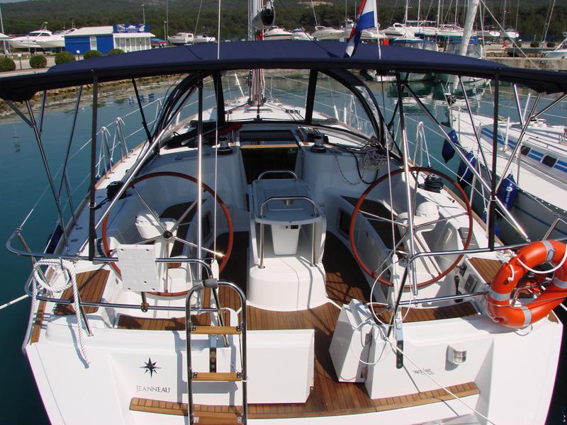 Book yachts online - sailboat - Sun Odyssey 45 - Adriana - rent