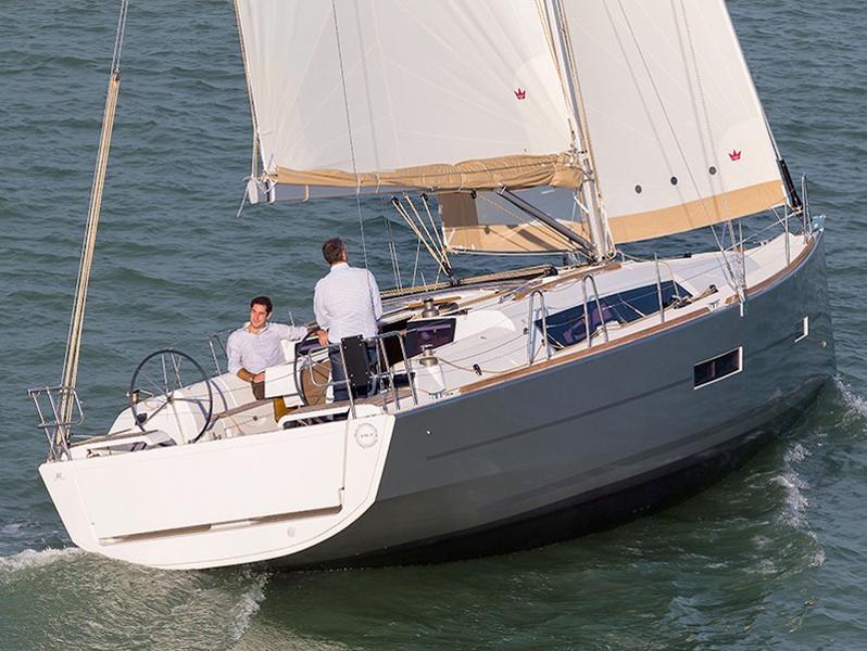 Book yachts online - sailboat - Dufour 382 GL - Gapigno II - BT - rent