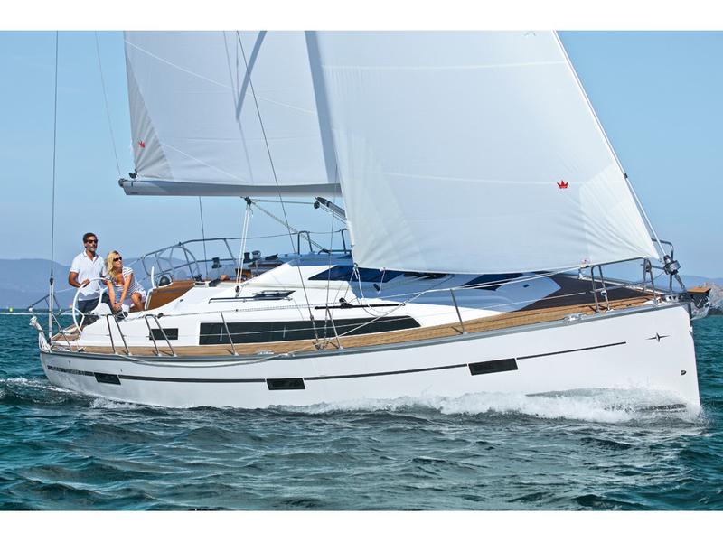 Book yachts online - sailboat - Bavaria Cruiser 37 - Alani - rent