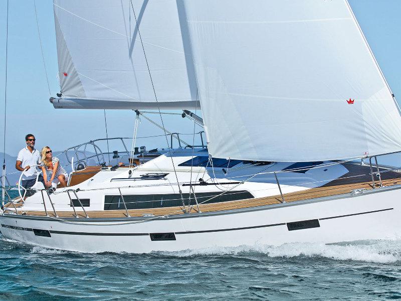 Book yachts online - sailboat - Bavaria Cruiser 37 - CL- 37C-18-I - rent