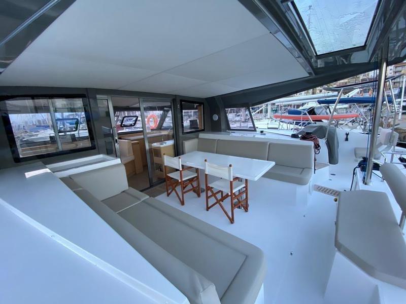 Book yachts online - catamaran - Nautitech 40 - JULIADESE - rent