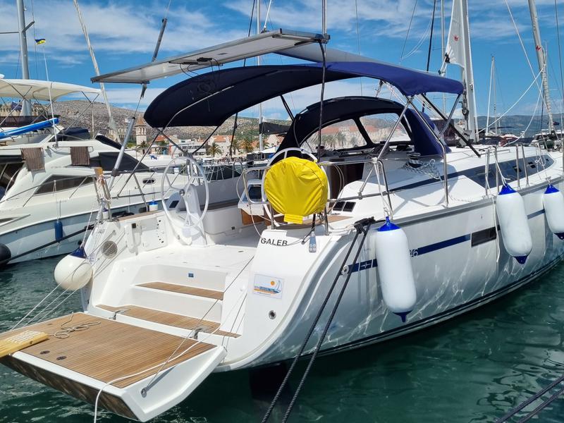 Book yachts online - sailboat - Bavaria Cruiser 46 - Galeb - rent