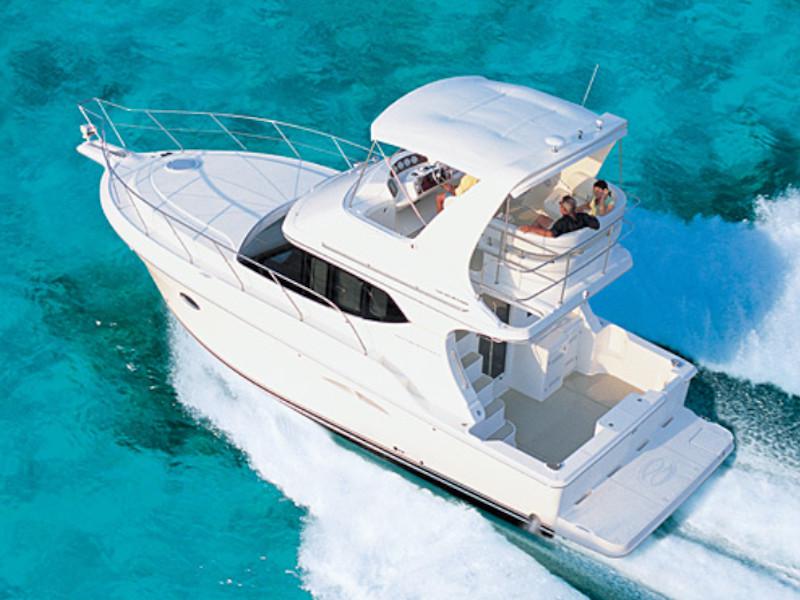 Book yachts online - motorboat - Silverton 36 C - Sam - rent