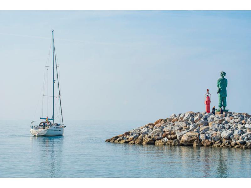 Book yachts online - sailboat - Bavaria Cruiser 46 - Libertà - rent
