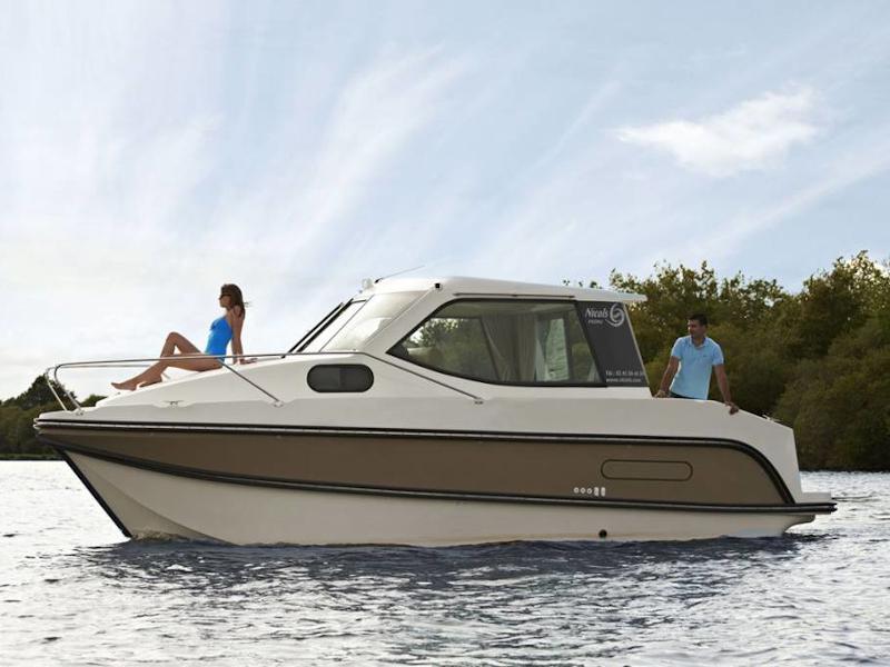 Book yachts online - motorboat - Sedan Primo - MUTZIG FR - rent