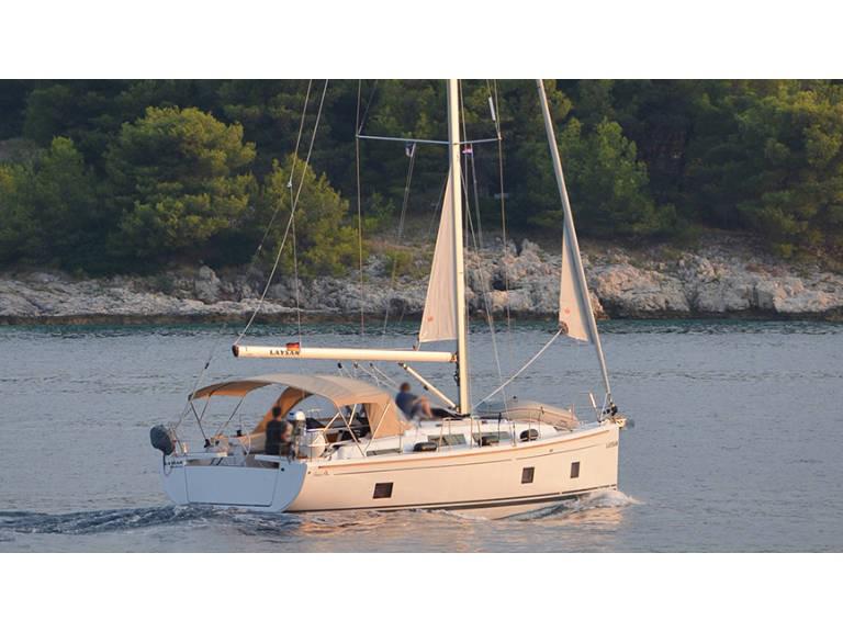 Book yachts online - sailboat - Hanse 418 - Laysan - rent