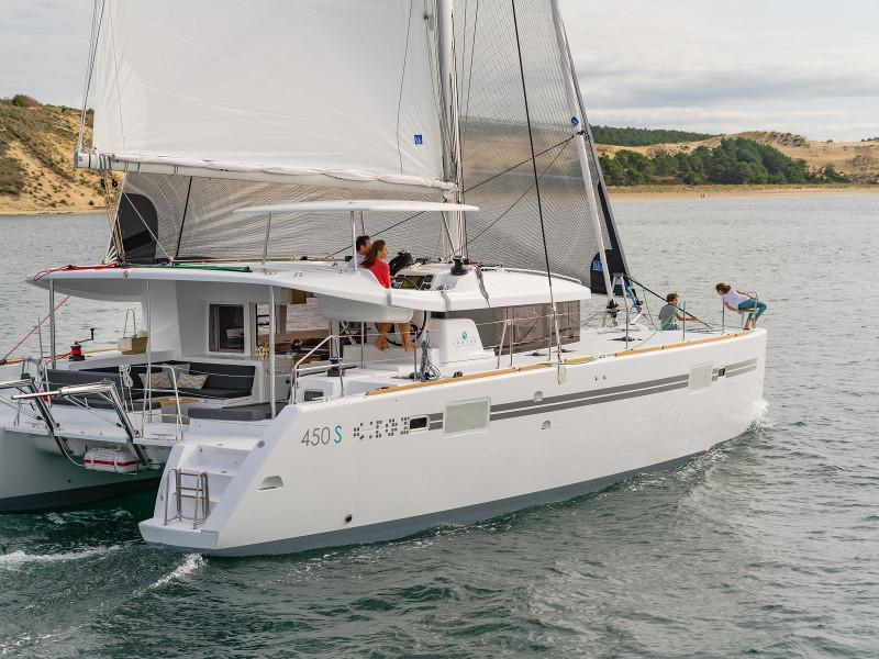 Book yachts online - catamaran - Lagoon 450 Sport - Vamos Dos - rent