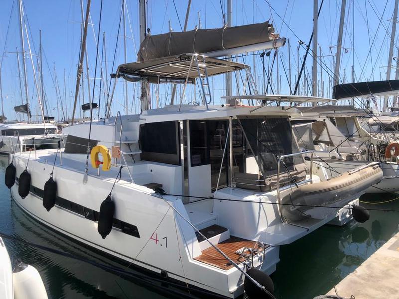Book yachts online - catamaran - Bali 4.1 - Hole in One - rent