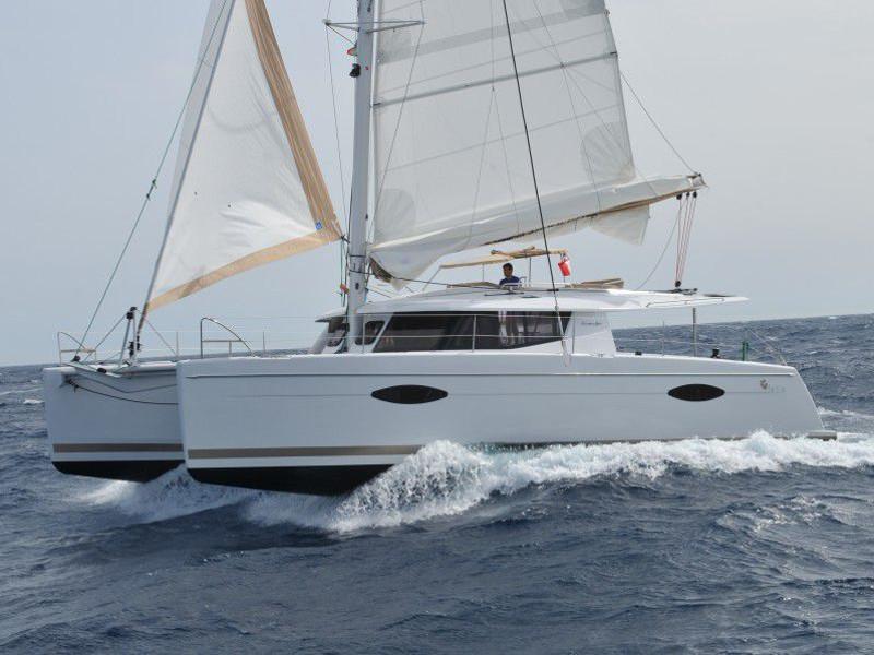 Book yachts online - catamaran - Helia 44 - Kyra - rent