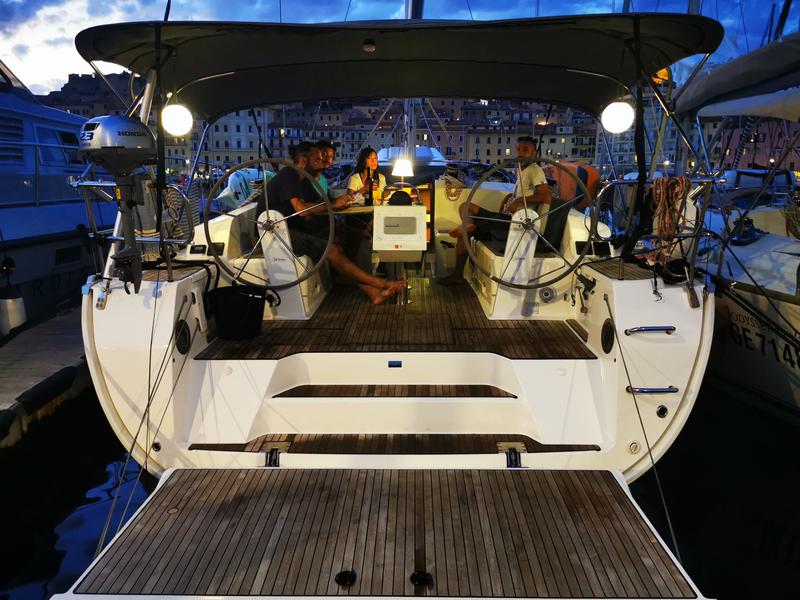 Book yachts online - sailboat - Bavaria 46 Cruiser - Krizia - rent