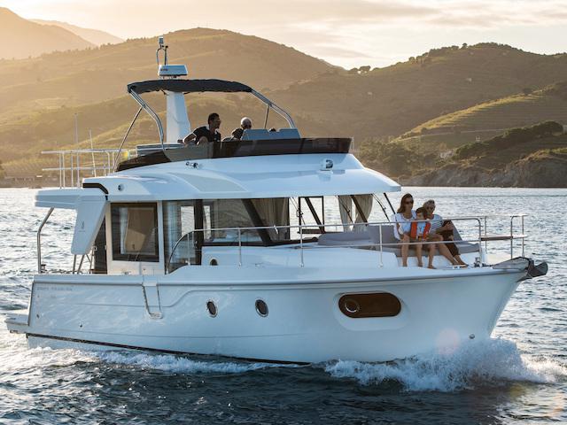 Book yachts online - motorboat - Swift Trawler 41 FLY - EDUARD  - rent