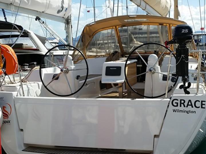 Book yachts online - sailboat - Dufour 450 GL - Grace - rent
