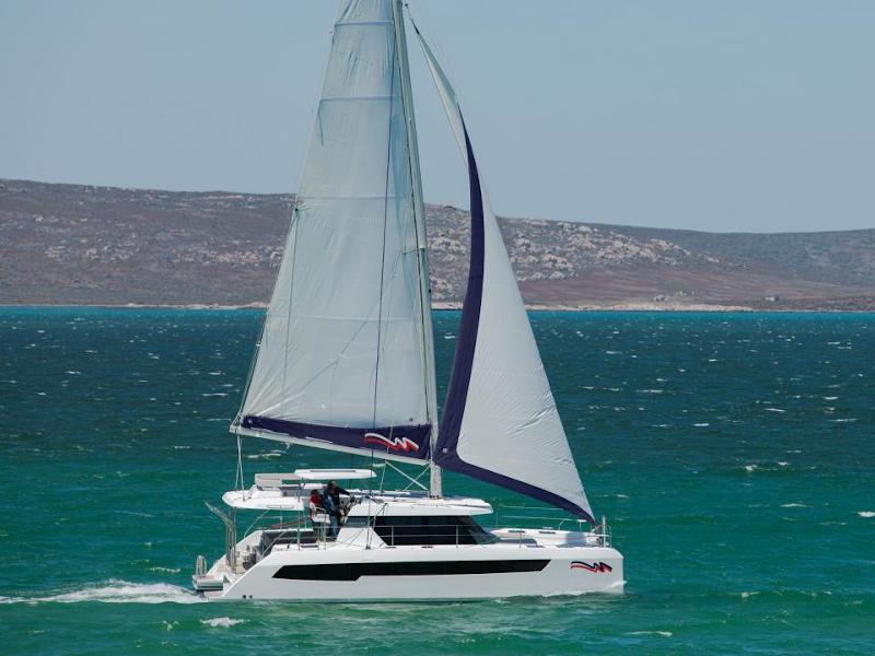 Book yachts online - catamaran - Moorings 4200/3 -  - rent