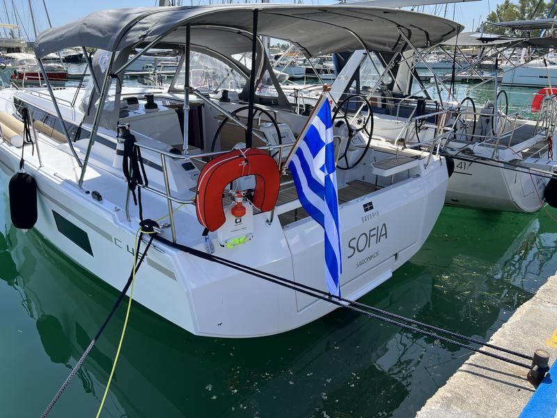Book yachts online - sailboat - Bavaria C42 Style - Sofia - rent