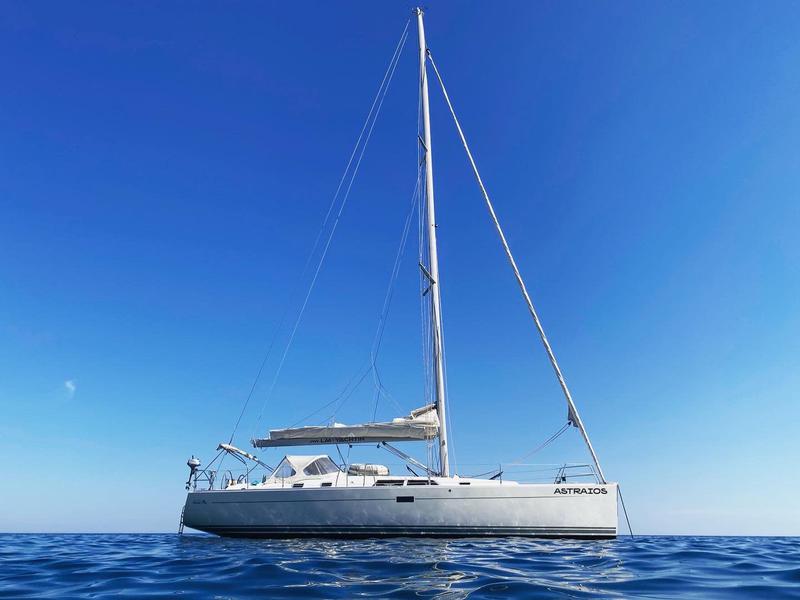 Book yachts online - sailboat - Hanse 430e - Astraios - rent