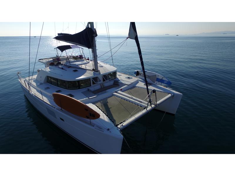 Book yachts online - catamaran - Lagoon 440 - Casino (A/C) - (A/C - Generator - Refit 2021) - rent