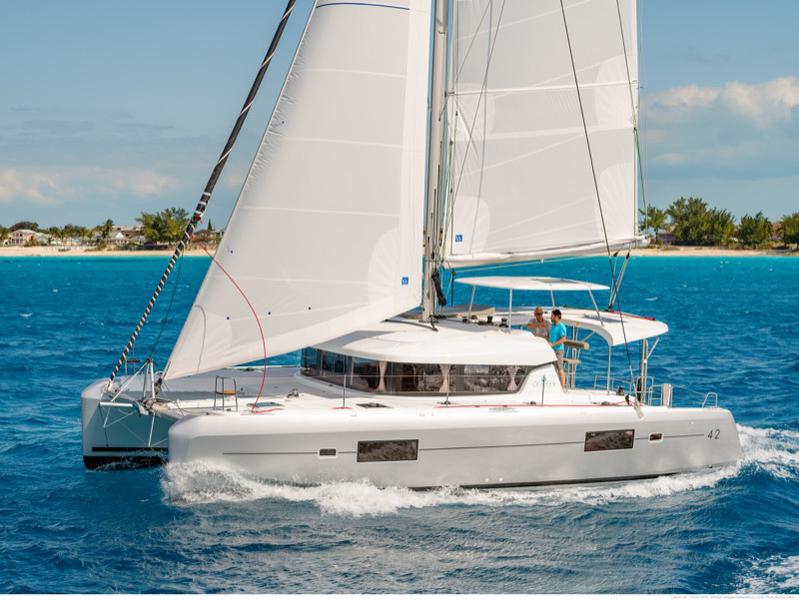 Book yachts online - catamaran - Lagoon 42 - Cappero - Comfort line - rent
