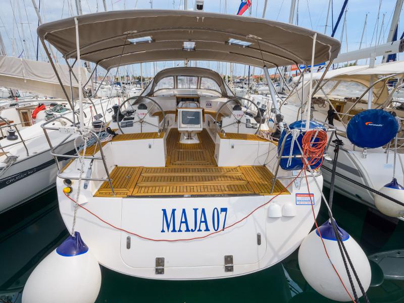 Book yachts online - sailboat - Elan 514 Impression - Maja 07   - rent