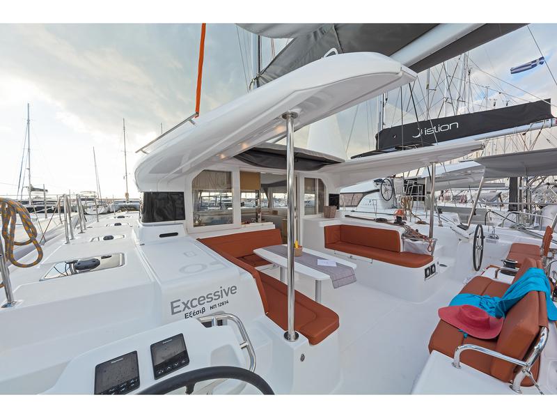 Book yachts online - catamaran - Excess 12 - EXCESSIVE - rent