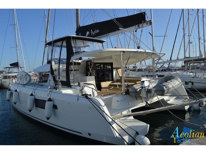 Book yachts online - catamaran - Lagoon 42 - Aeolian Spirit - rent