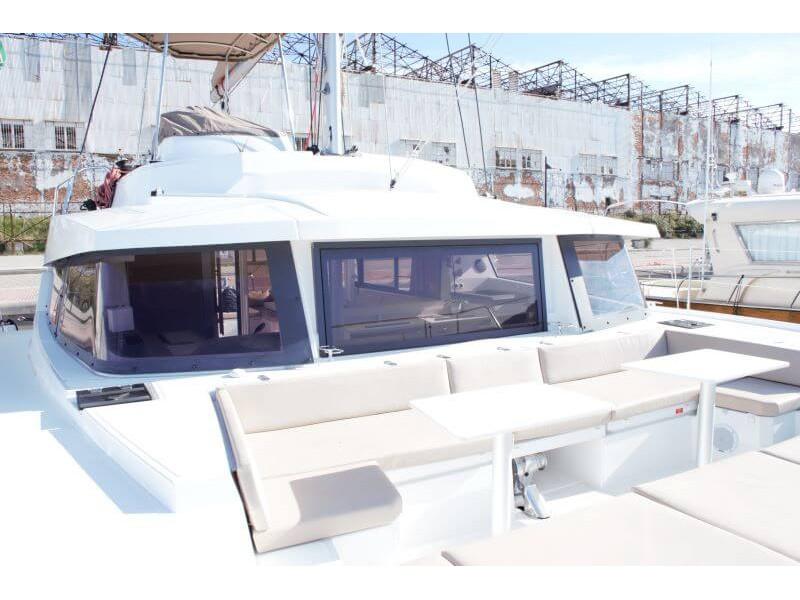 Book yachts online - catamaran - Bali 4.3 - Fasteam One (WM - A/C - GENERATOR) - rent