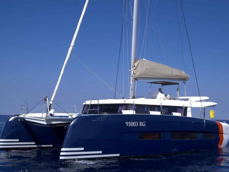 Book yachts online - catamaran - Dufour 48 Catamaran - SHU - rent