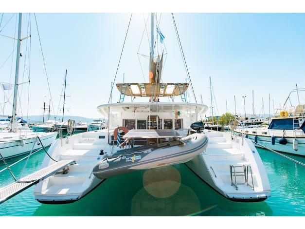 Book yachts online - catamaran - Lagoon 450  Flybridge - Athina (A/C - Generator) (Pax 12) (Rebuilt 2020) - rent