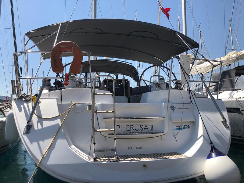 Book yachts online - sailboat - Jeanneau 53 - Pherusa II - rent