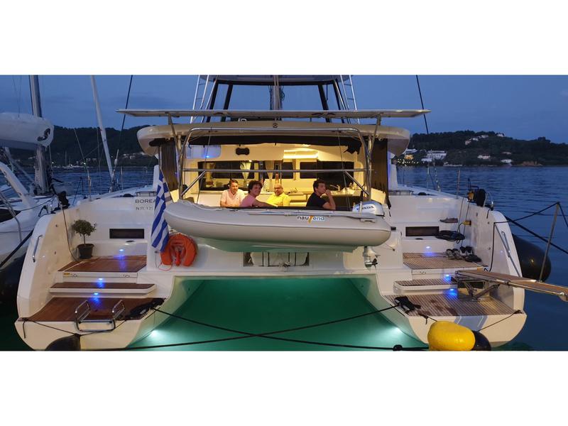 Book yachts online - catamaran - Lagoon 46 | SKIPPER MANDATORY - BOREAS AC, Gen, W.maker - rent