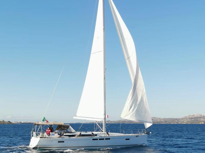 Book yachts online - sailboat - Sun Odyssey 519 - Montecarlo - rent