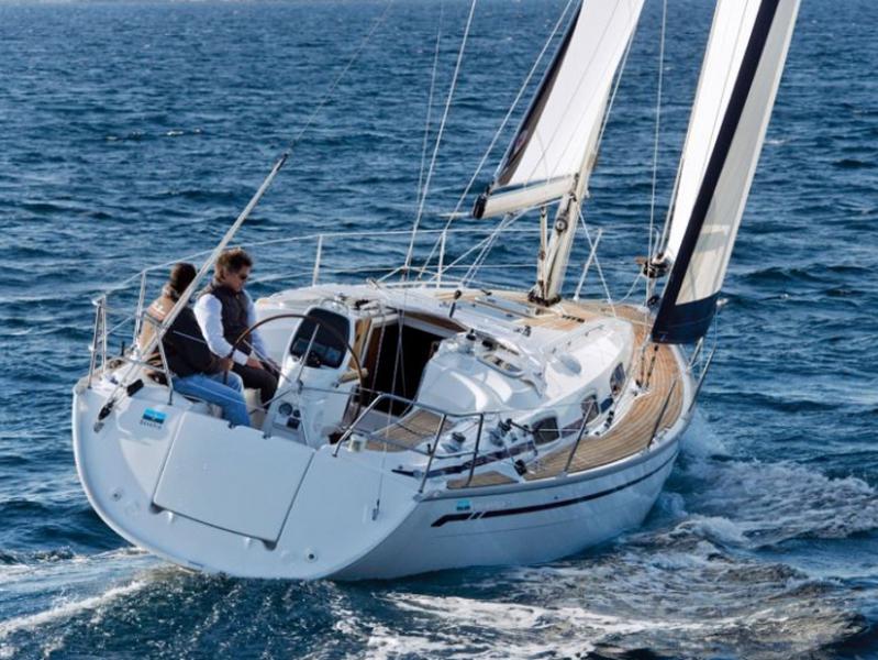 Book yachts online - sailboat - Bavaria Cruiser 34 - Cora - rent