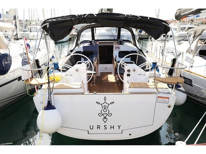 Book yachts online - sailboat - Elan 45.1 Impression 3 cabins 2 heads - Urshy - rent