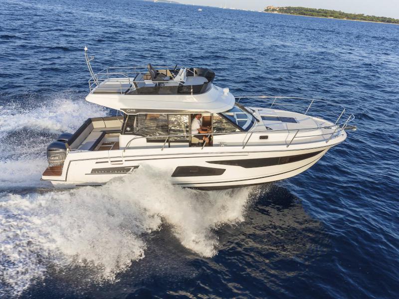 Book yachts online - motorboat - Merry Fisher 1095 FLY - Morska Vila - rent